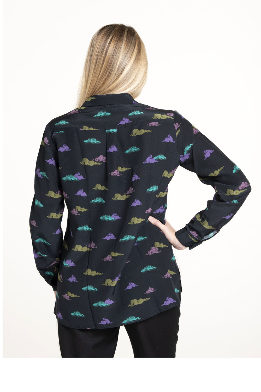 Nube shirt Nuvola/black background
