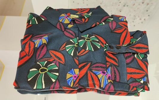 Camicia   Elsa  con stampa "Petunias"  scura