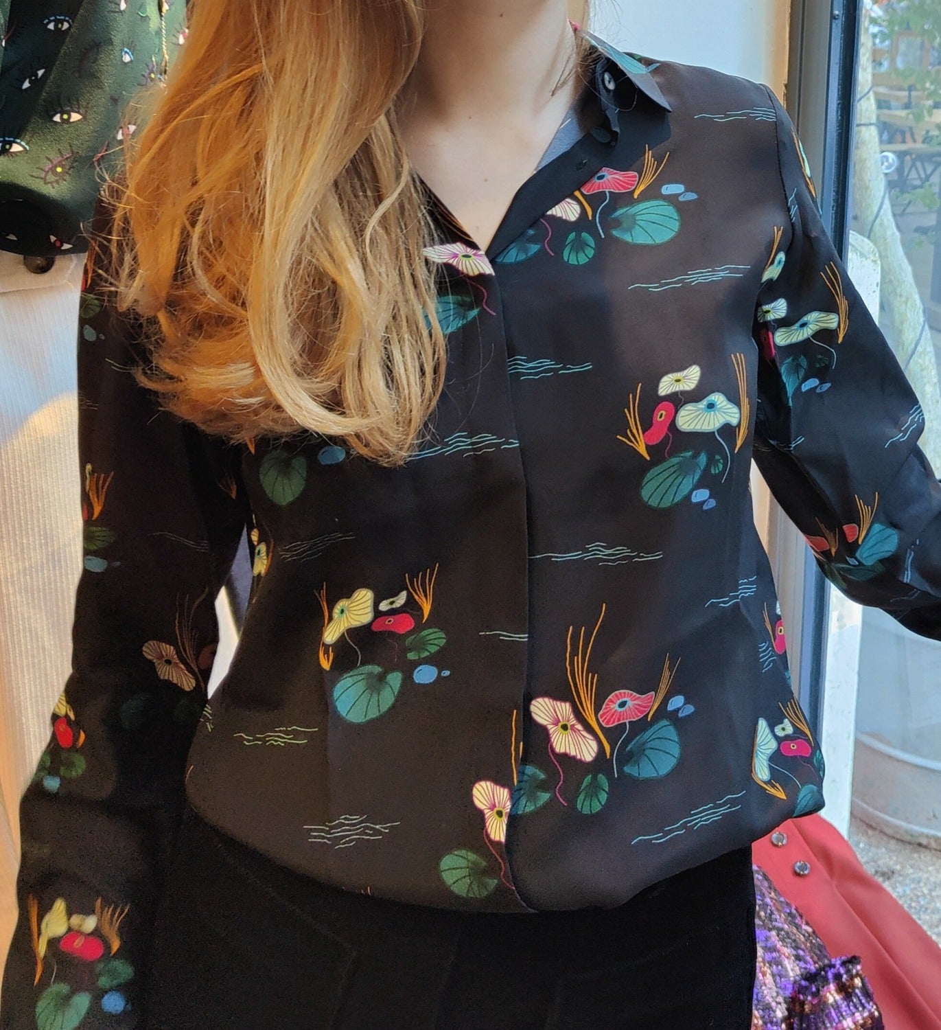 Camicia   Elsa  con lo "stagno nero"