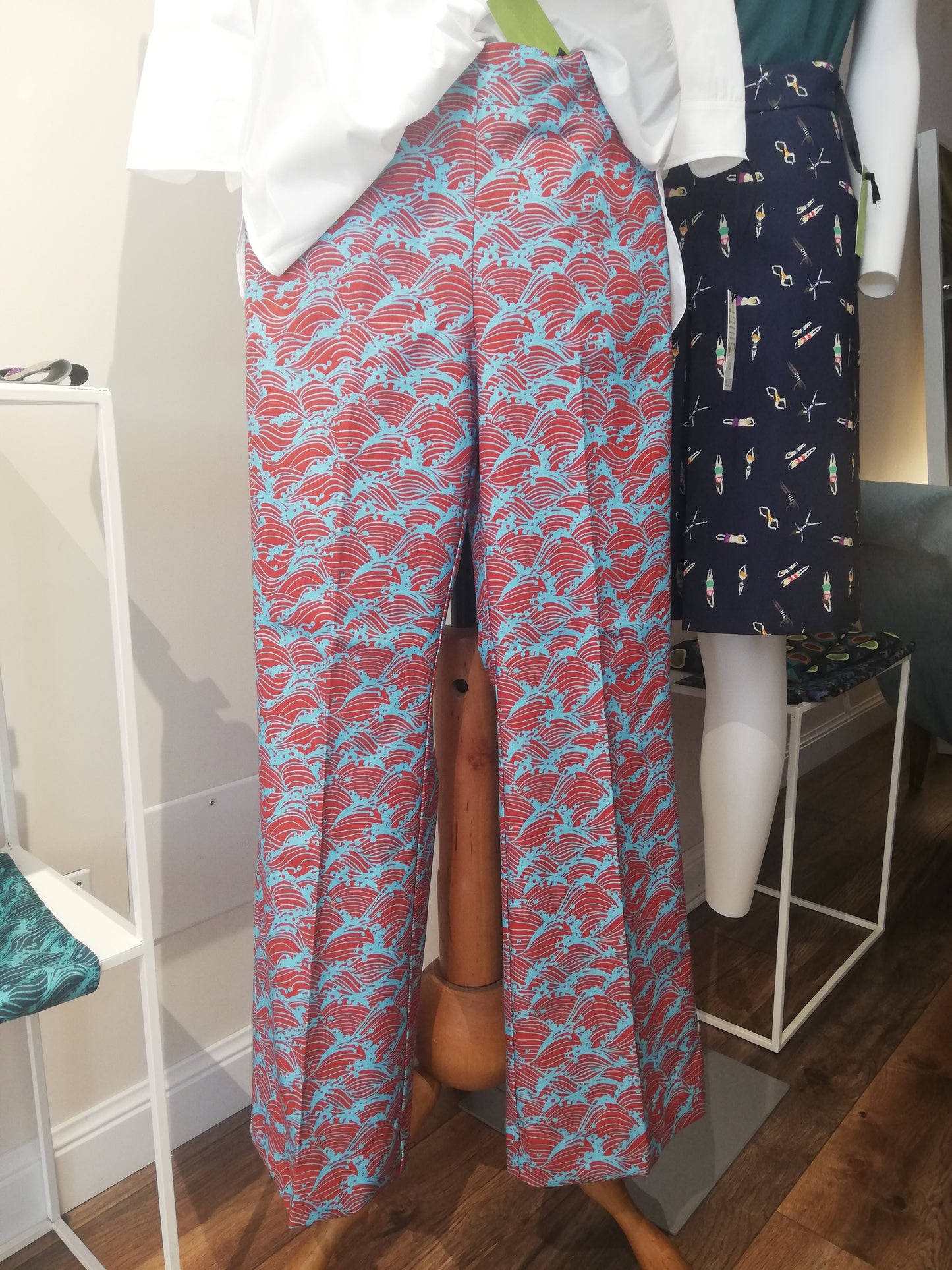 Perfi red wave trousers